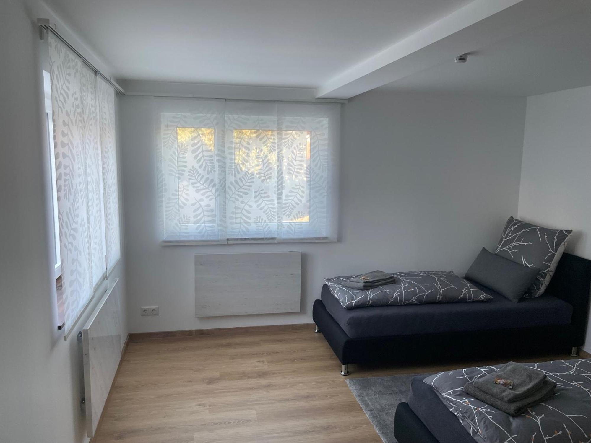 Exklusive Zimmer Mit Geteiltem Bad Und Kueche Kg Stadtilm Esterno foto
